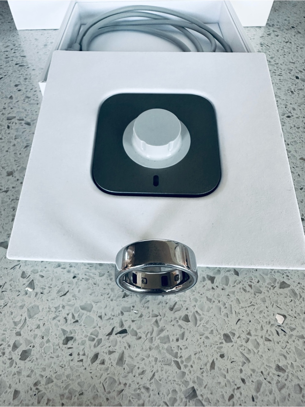 Oura Ring Gen 4 Size 9 in Silver